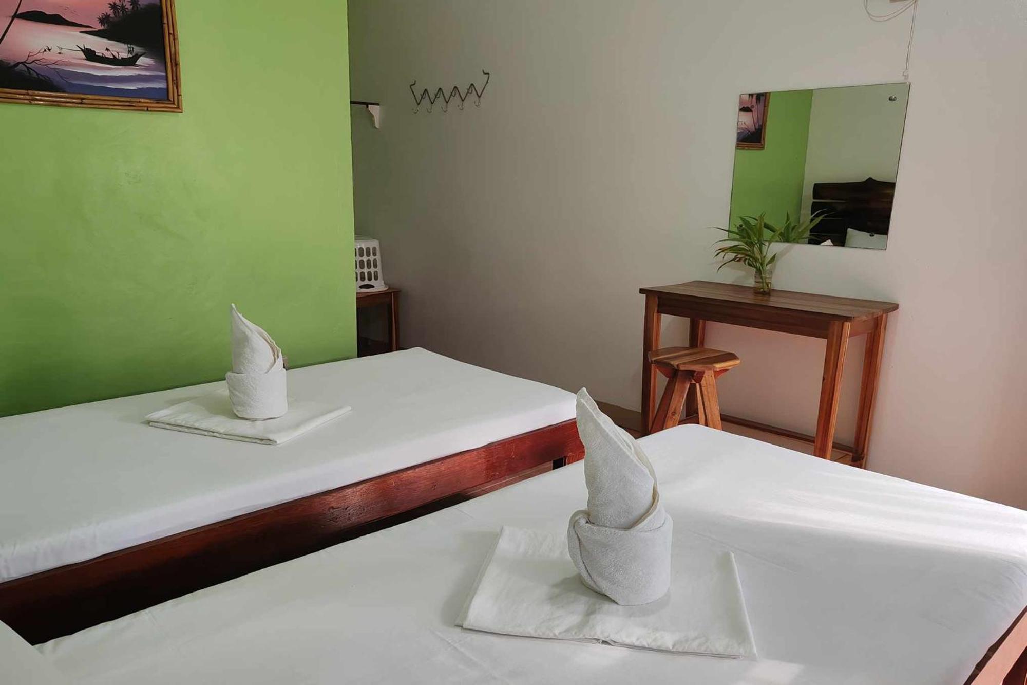 Summer Homes Beach Resort And Cottages Palawan Barton المظهر الخارجي الصورة